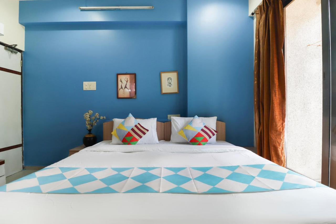 Oyo 79233 Hotel Hive Stays Kochi Exterior photo